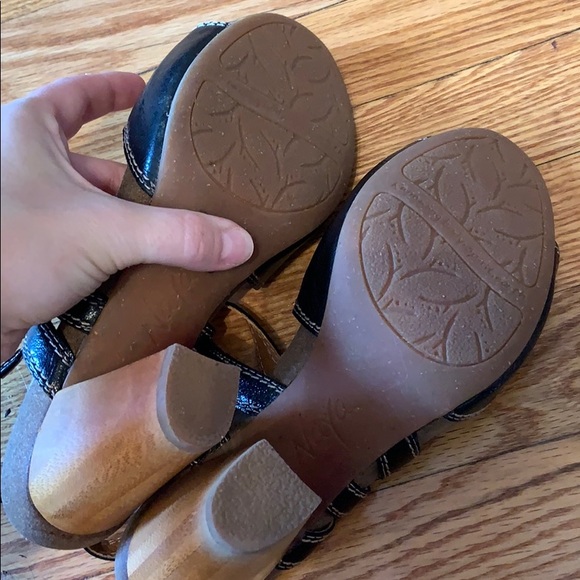 🆕Naya Leather Comfort Sandals - Picture 7 of 10